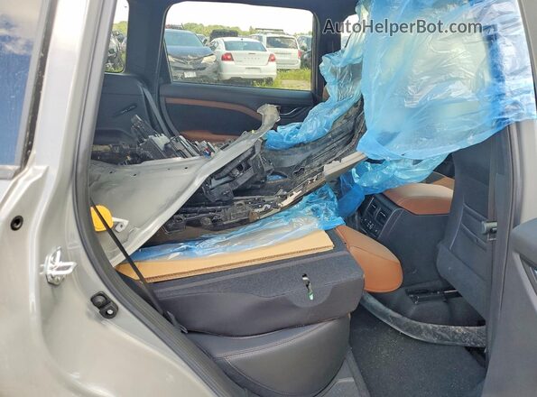 JF2SLSTD6SH401942 2025 SUBARU FORESTER Gray Widok tylnych siedzeń