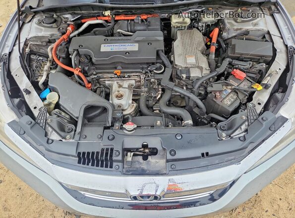 JHMCR6F31HC001867 2017 HONDA ACCORD Silver Սալոնի հետևի տեսք
