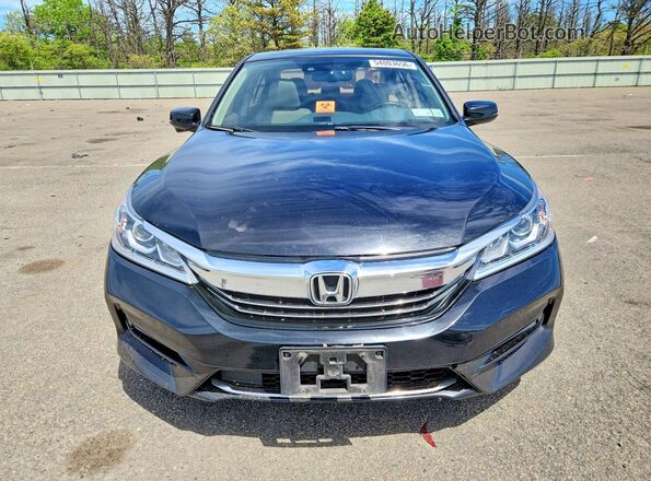 JHMCR6F56HC019167 2017 HONDA ACCORD Black Widok z przodu