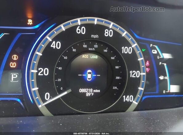 JHMCR6F58HC030817 2017 HONDA ACCORD White Widok tylnych siedzeń