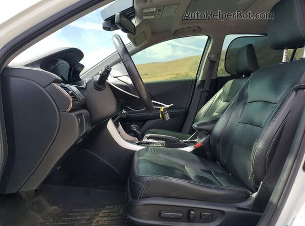 JHMCR6F74HC007892 2017 HONDA ACCORD Белый Вид салона спереди