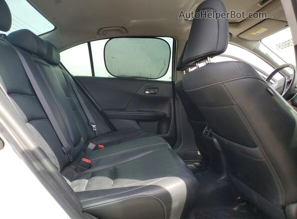 JHMCR6F74HC007892 2017 HONDA ACCORD Белый Вид задних сидений