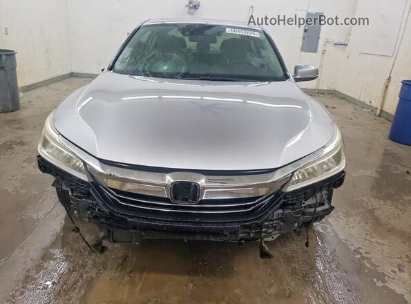JHMCR6F74HC028015 2017 HONDA ACCORD Silver Vista frontal
