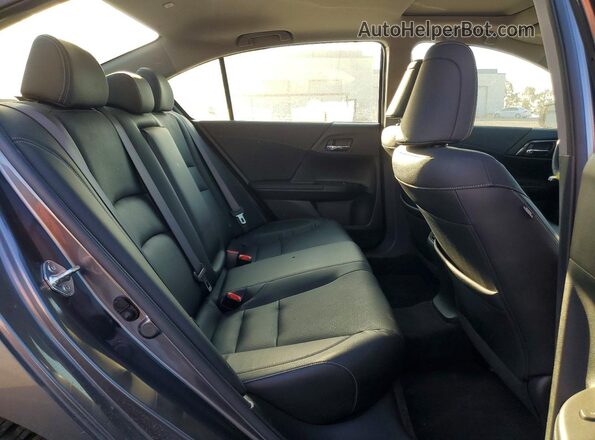 JHMCR6F7XHC031968 2017 HONDA ACCORD Charcoal Вид задніх сидінь