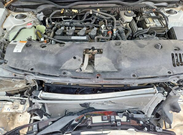 JHMFC1F71JX032233 2018 HONDA CIVIC Белый Вид задней части салона