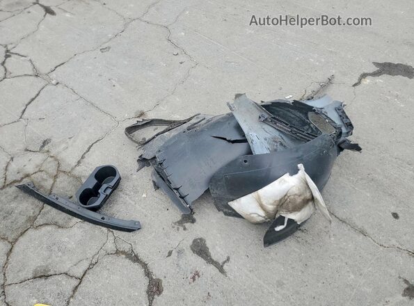 JHMFC1F79JX030441 2018 HONDA CIVIC White Вид підкапотного простору
