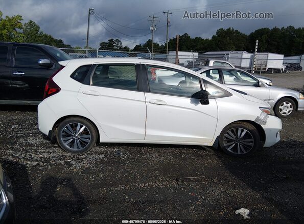 JHMGK5H78GS002227 2016 HONDA FIT White Rear interior view