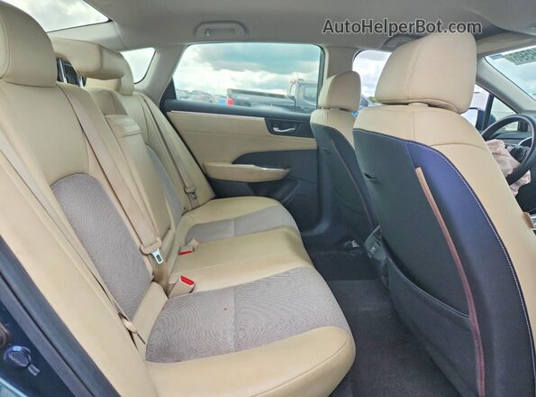 JHMZC5F10JC013230 2018 HONDA CLARITY Green Вид задніх сидінь