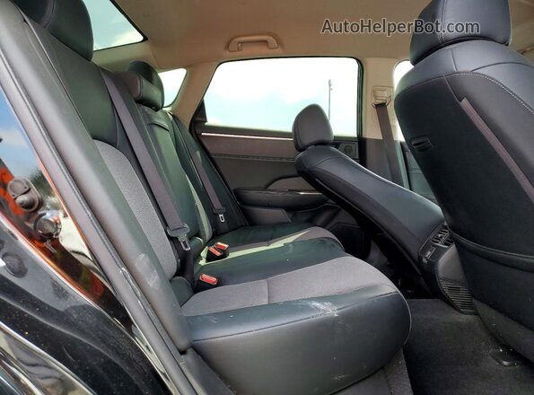 JHMZC5F10KC004707 2019 HONDA CLARITY Black Rear seats view