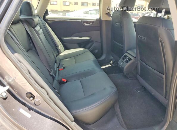 JHMZC5F38JC013106 2018 HONDA CLARITY Gray Rear seats view