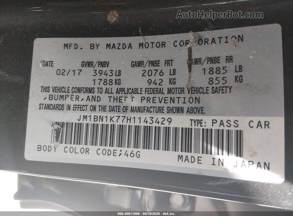 JM1BN1K77H1143429 2017 MAZDA 3 Gray Vista del compartimento del motor