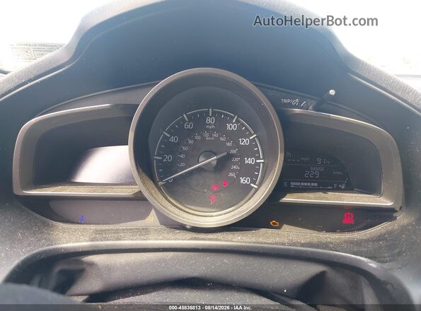 JM1BN1K78H1126512 2017 MAZDA 3 Gray Հետևի նստատեղերի տեսք