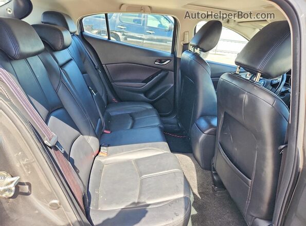 JM1BN1L32H1124024 2017 MAZDA 3 Gray Vista de los asientos traseros
