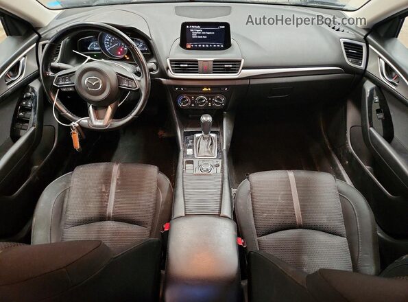 JM1BN1V78J1161908 2018 MAZDA 3 Синий Вид панели приборов