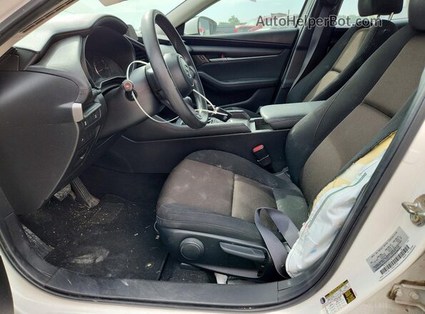 JM1BPAAL5M1328033 2021 MAZDA 3 Белый Вид салона спереди