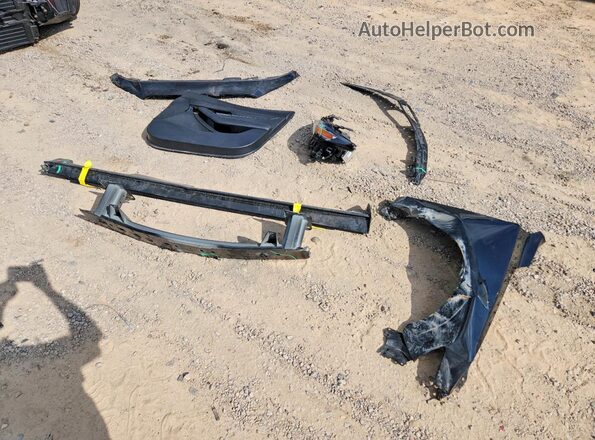 JM1BPABM0S1762901 2025 MAZDA 3 Black Вид підкапотного простору