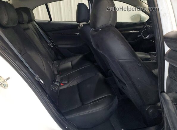 JM1BPACM3S1758467 2025 MAZDA 3 White Rear seats view