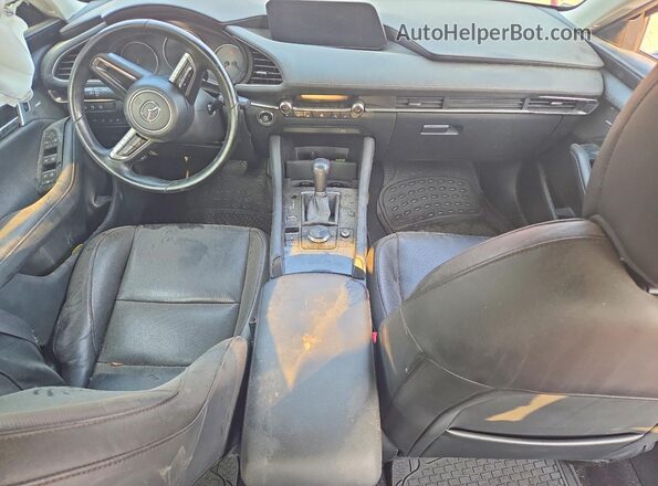 JM1BPADL1M1323925 2021 MAZDA 3 Red Dashboard view