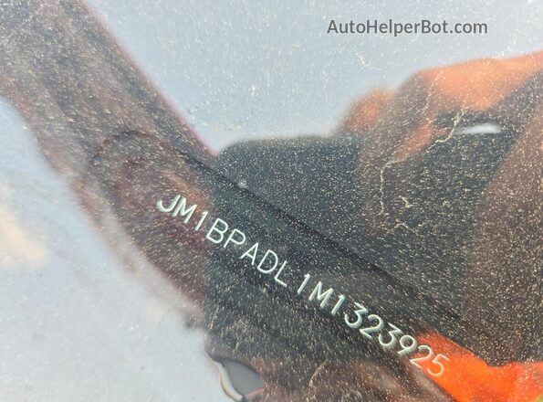 JM1BPADL1M1323925 2021 MAZDA 3 Red VIN sticker view