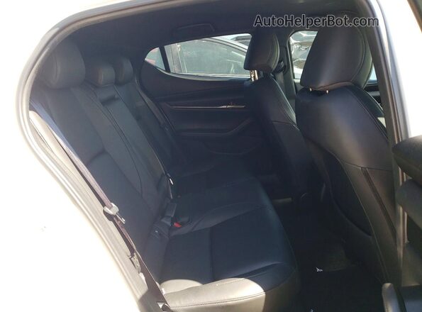 JM1BPAKL5M1400458 2021 MAZDA 3 White Вид задніх сидінь