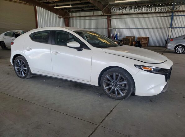 JM1BPAKL6M1403403 2021 MAZDA 3 White Front right