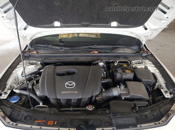 JM1BPAKL6M1403403 2021 MAZDA 3 White Rear interior view