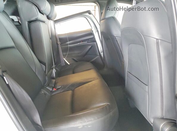 JM1BPAKL6M1403403 2021 MAZDA 3 White Rear seats view