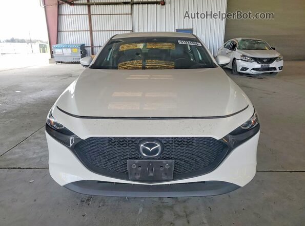 JM1BPAKL6M1403403 2021 MAZDA 3 White Front view