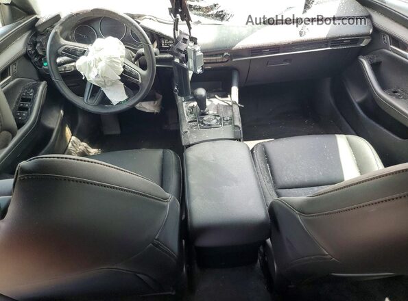 JM1BPAKLXT1857586 2026 MAZDA 3 Gray Vista del salpicadero