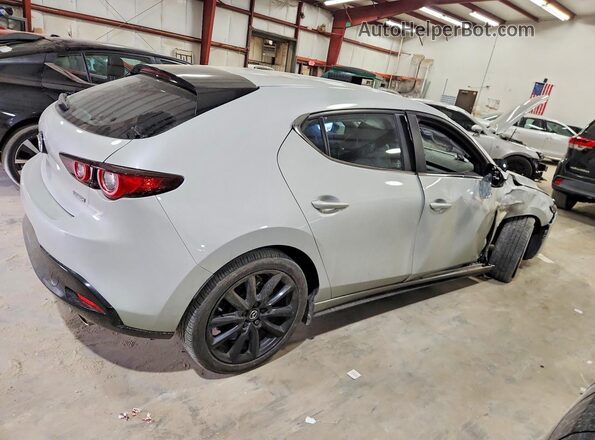JM1BPAKM6R1720632 2024 MAZDA 3 Silver Հետևի աջ