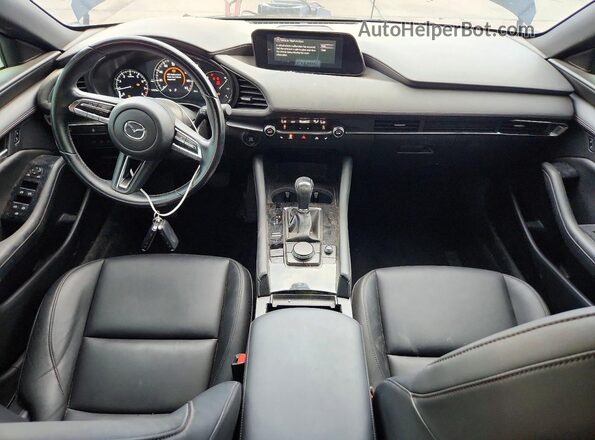 JM1BPALLXM1404360 2021 MAZDA 3 Blue Vista del salpicadero