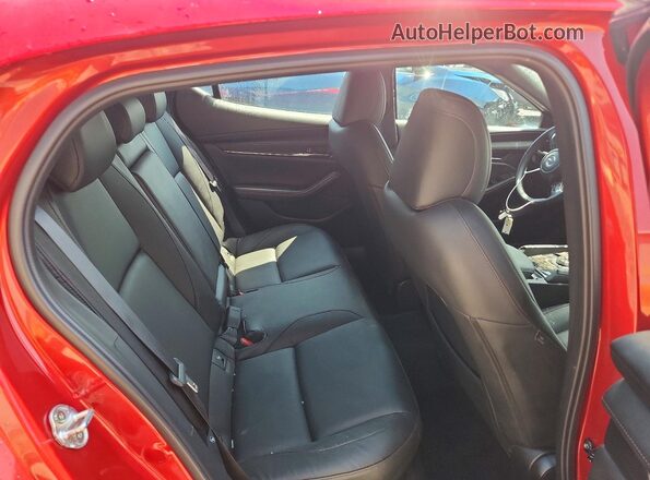 JM1BPALM8S1752017 2025 MAZDA 3 Red Rear seats view