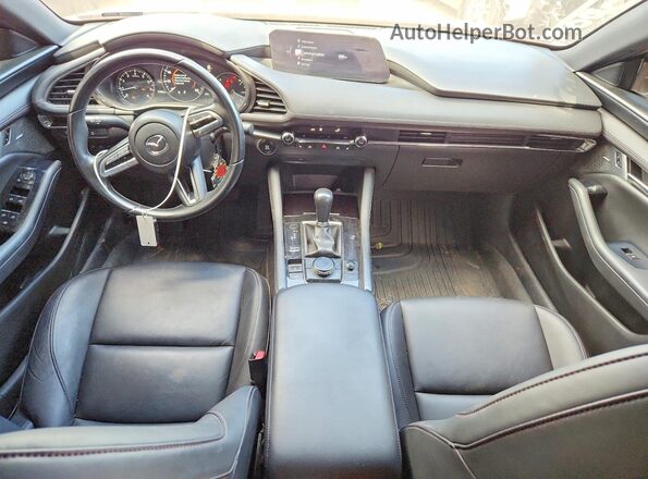 JM1BPAMM5K1142106 2019 MAZDA 3 Red Առջևի վահանակի տեսք