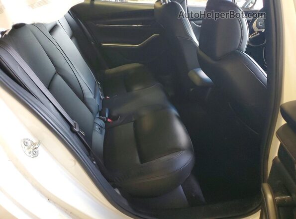 JM1BPBCLXM1306192 2021 MAZDA 3 White Հետևի նստատեղերի տեսք