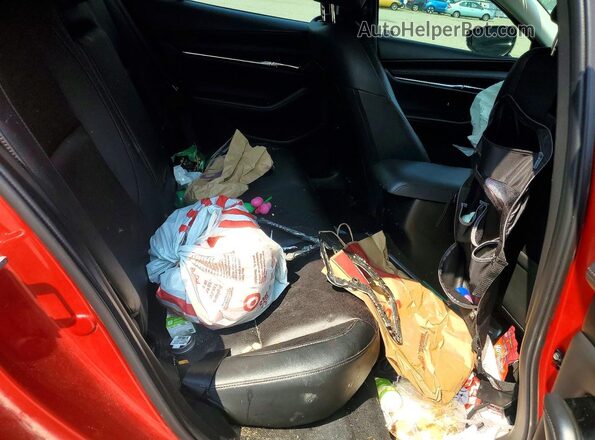 JM1BPBEM6K1125061 2019 MAZDA 3 Red Widok tylnych siedzeń