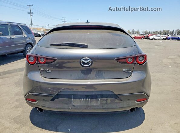 JM1BPBJY1P1607386 2023 MAZDA 3 Charcoal Вид ззаду