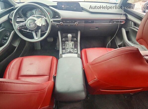 JM1BPBLM5R1708136 2024 MAZDA 3 Gray Dashboard view