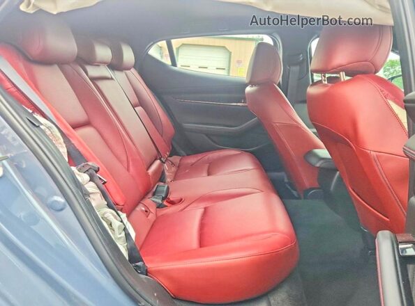 JM1BPBLM5R1708136 2024 MAZDA 3 Gray Rear seats view