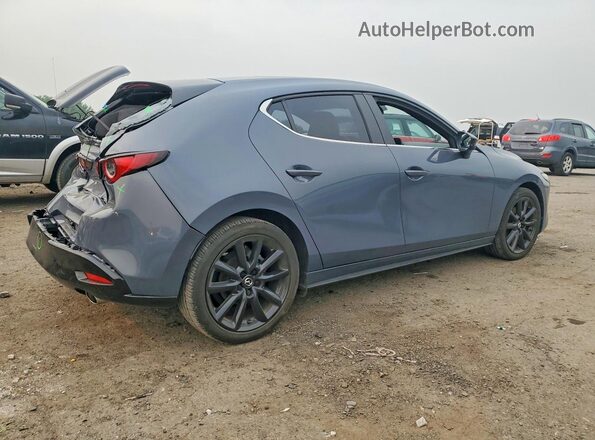JM1BPBLM9R1719883 2024 MAZDA 3 Gray Trasero derecho