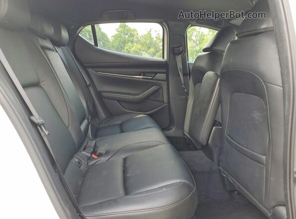 JM1BPBMMXL1159362 2020 MAZDA 3 White Vista interior trasera