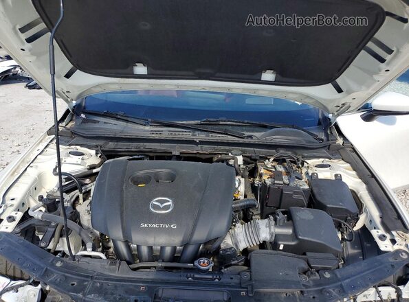JM1BPBNM3K1124207 2019 MAZDA 3 Белый Вид задней части салона