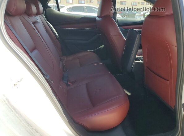 JM1BPBNM3K1124207 2019 MAZDA 3 Белый Вид задних сидений