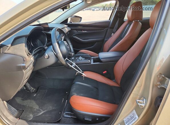 JM1BPBXYXS1756539 2025 MAZDA 3 Бежевый Вид салона спереди