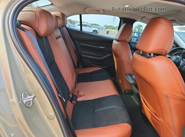 JM1BPBXYXS1756539 2025 MAZDA 3 Бежевый Вид задних сидений