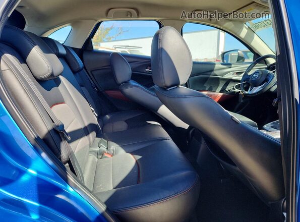 JM1DKBC73G0118618 2016 MAZDA CX-3 Blue Հետևի նստատեղերի տեսք