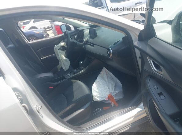 JM1DKDB79K1415747 2019 MAZDA CX-3 White Սալոնի դիմացի տեսք