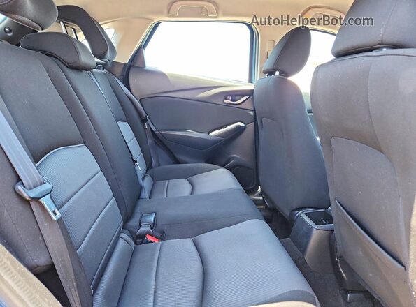 JM1DKDB7XJ0308081 2018 MAZDA CX-3 Blue უკანა სალონის ხედი