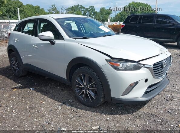 JM1DKDC76J0321702 2018 MAZDA CX-3 White 