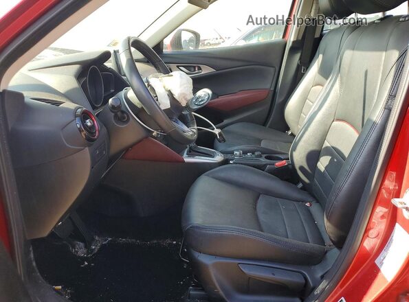 JM1DKFC72J0305346 2018 MAZDA CX-3 Red წინა სალონის ხედი