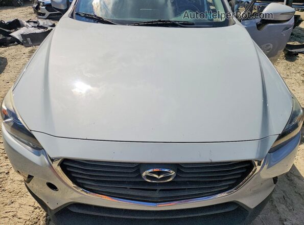 JM1DKFC79G0131140 2016 MAZDA CX-3 White Engine compartment view